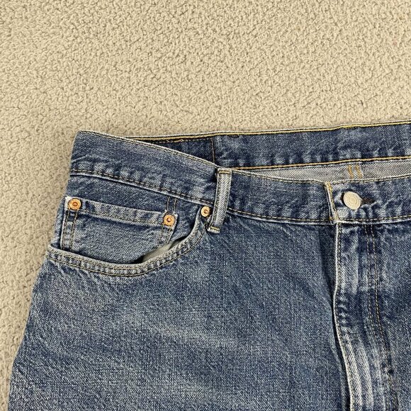 Levi's 505 Shorts Men 42 Blue Medium Wash Regular Fit Denim - Picture 4 of 14
